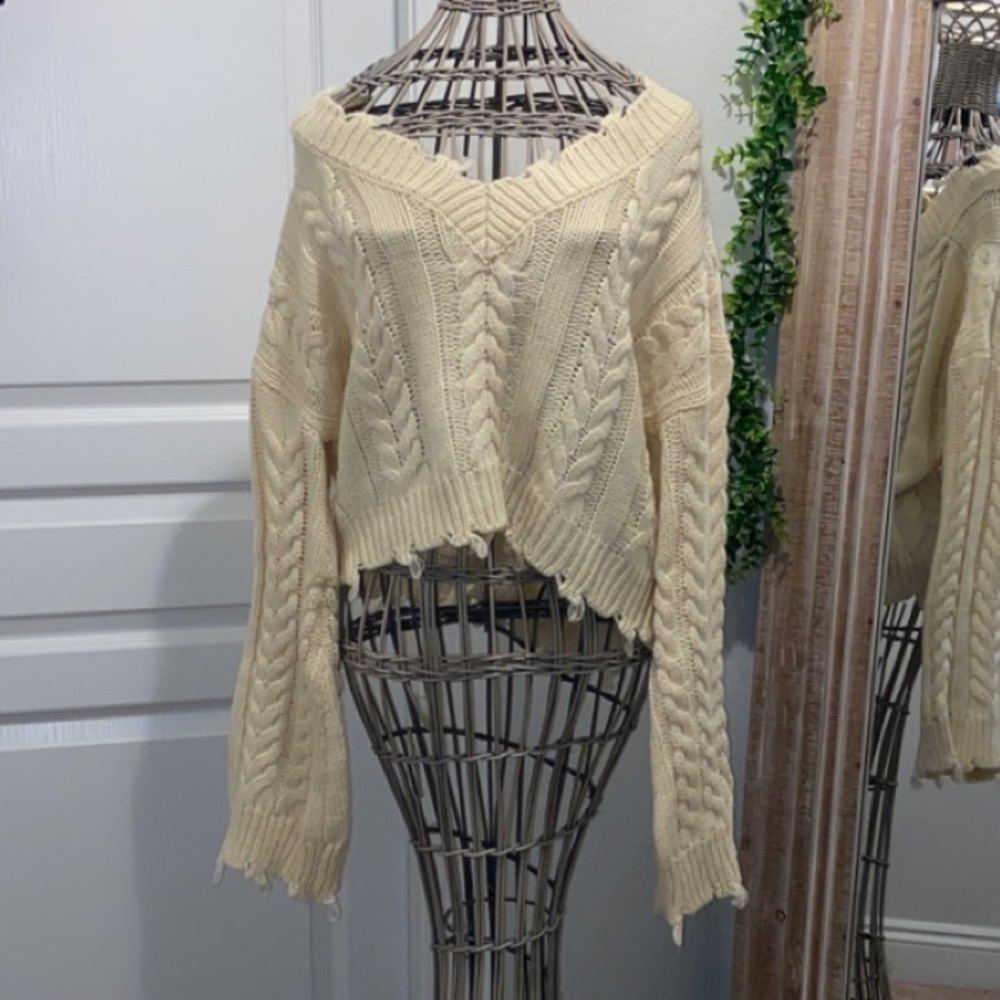 Medium Cloud Ten Boutique Sweater